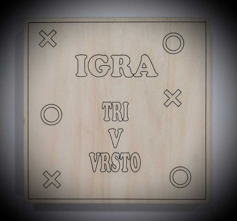 Igra tri v vrsto